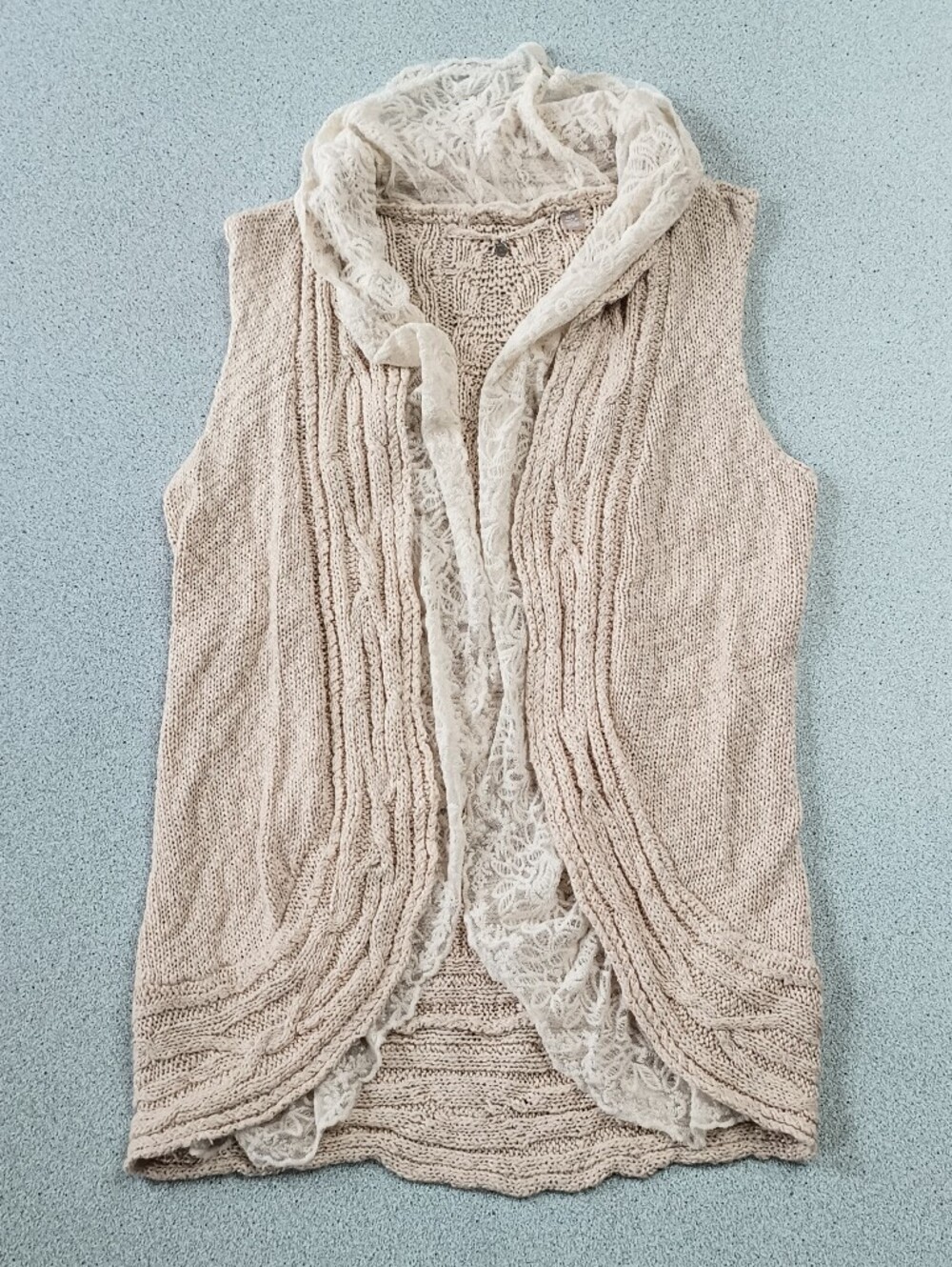Knitted & Knotted Anthropologie Cream Lace Trim Cable Knit Vest XS/S Open Front